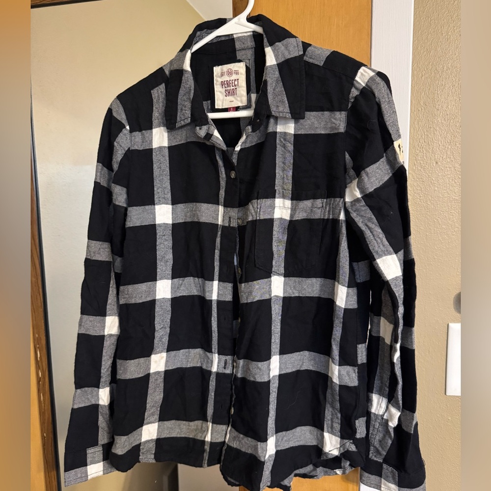 SO Women’s Black & White Flannel